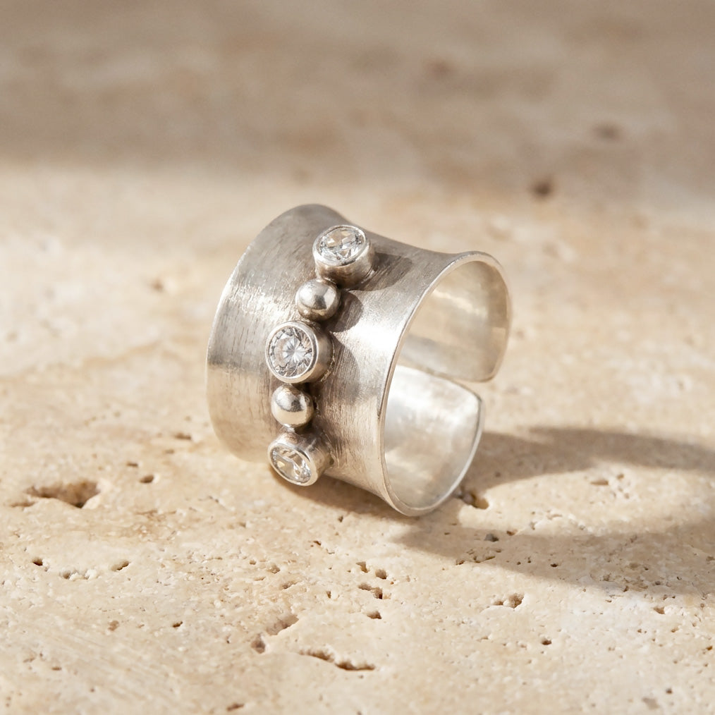 Trio Ring