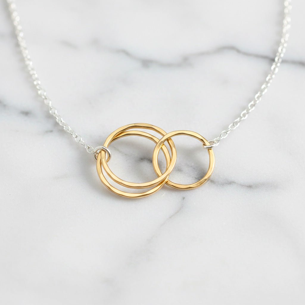 Everlinked Hammered Gold Necklace - Necklaces