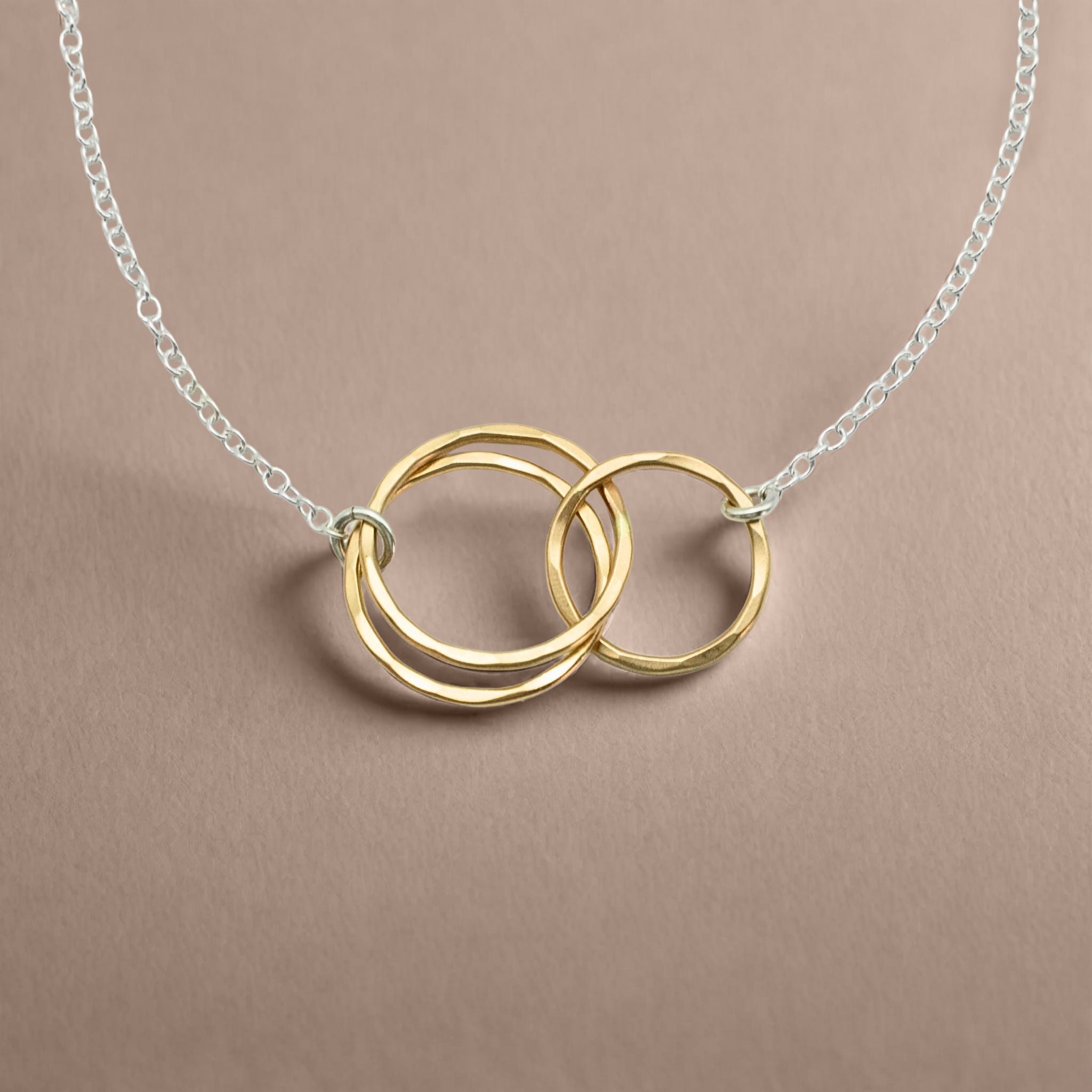 Everlinked Hammered Gold Necklace - Necklaces
