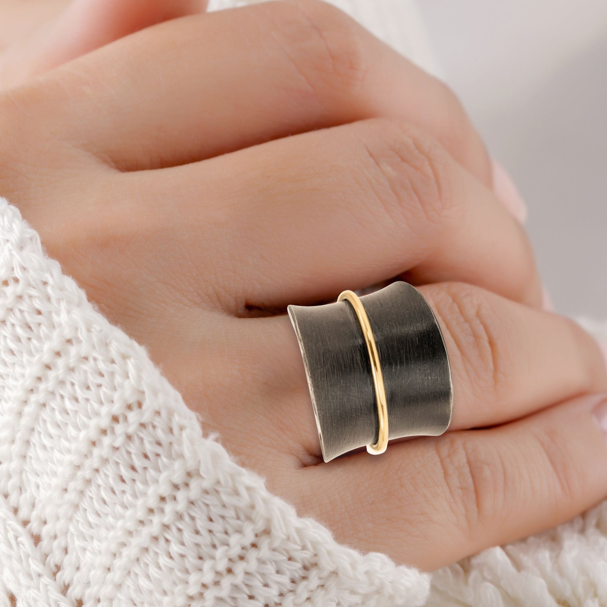 Horizon Line Ring - Rings