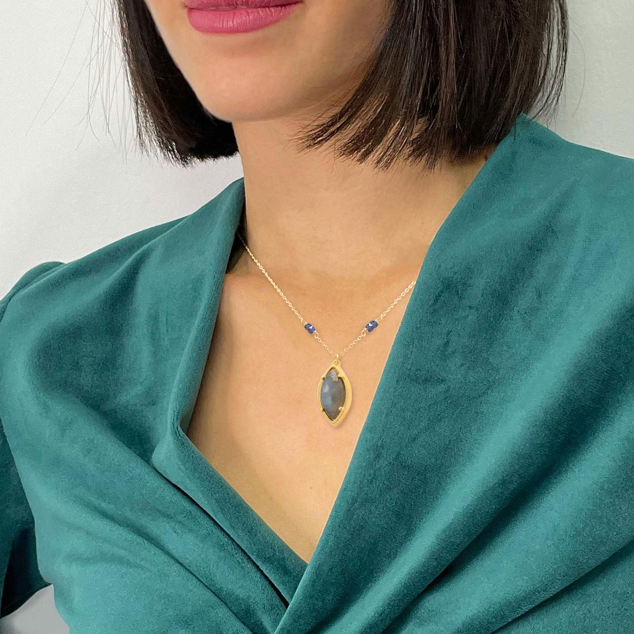 Labradorite Marquise Necklace - Necklaces