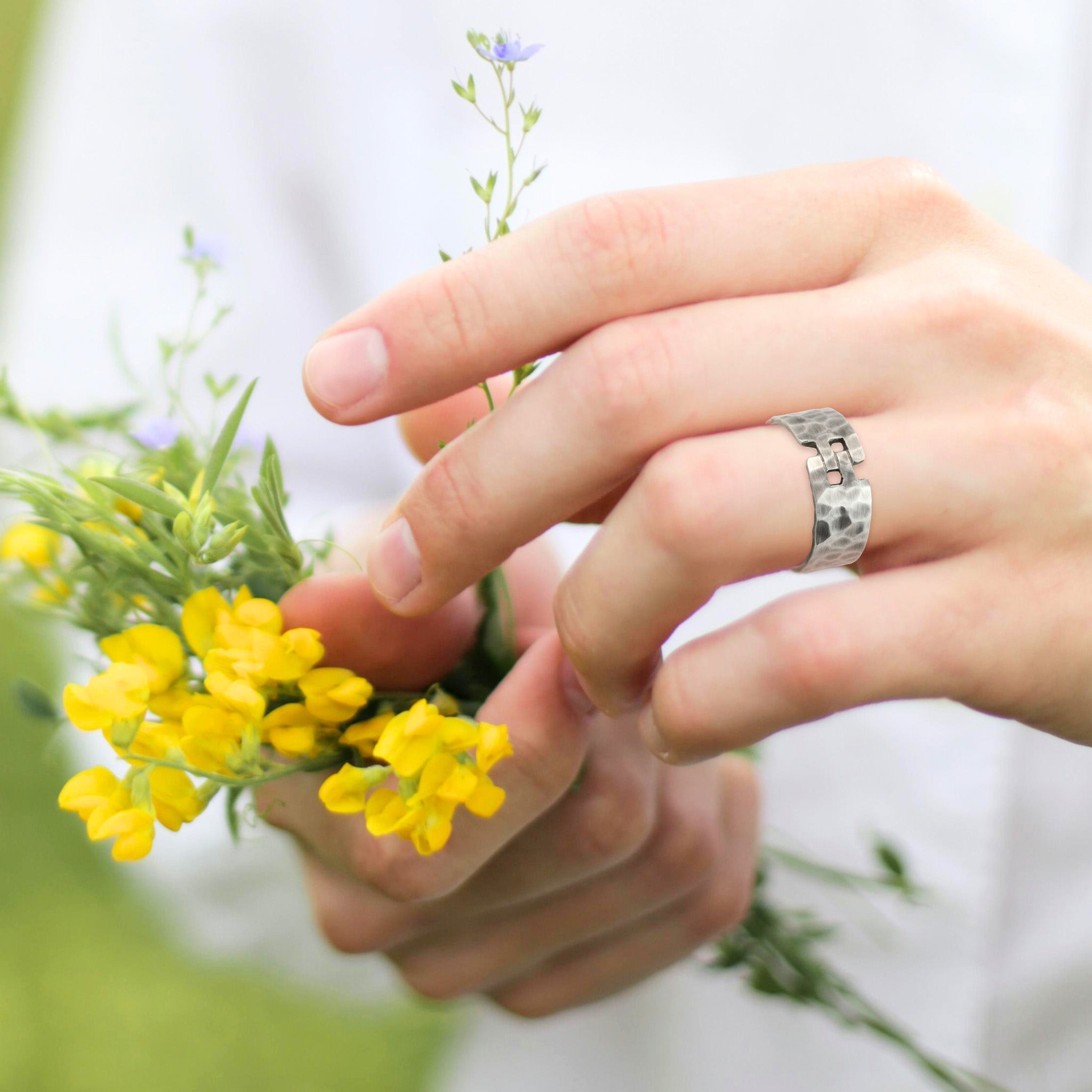 Locking Band - Rings