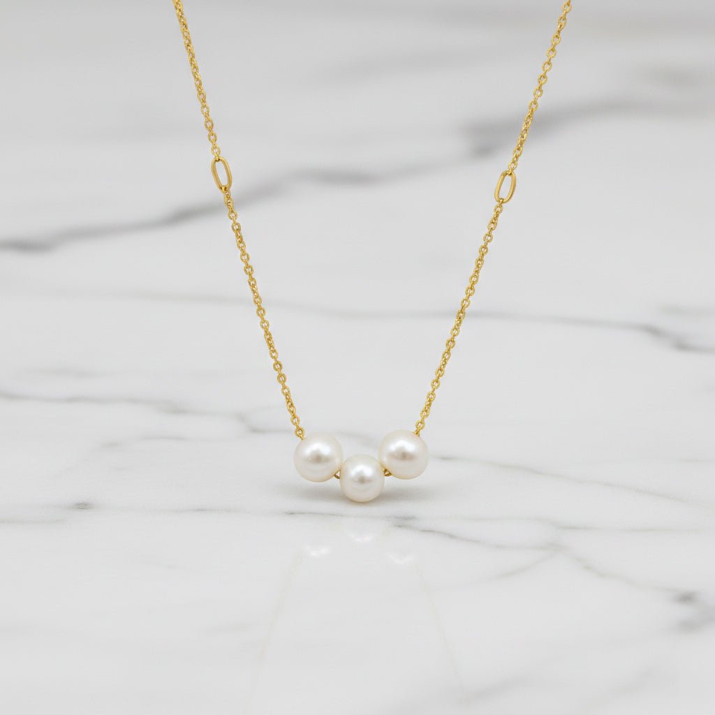 Pearl Trio Necklace - Necklaces