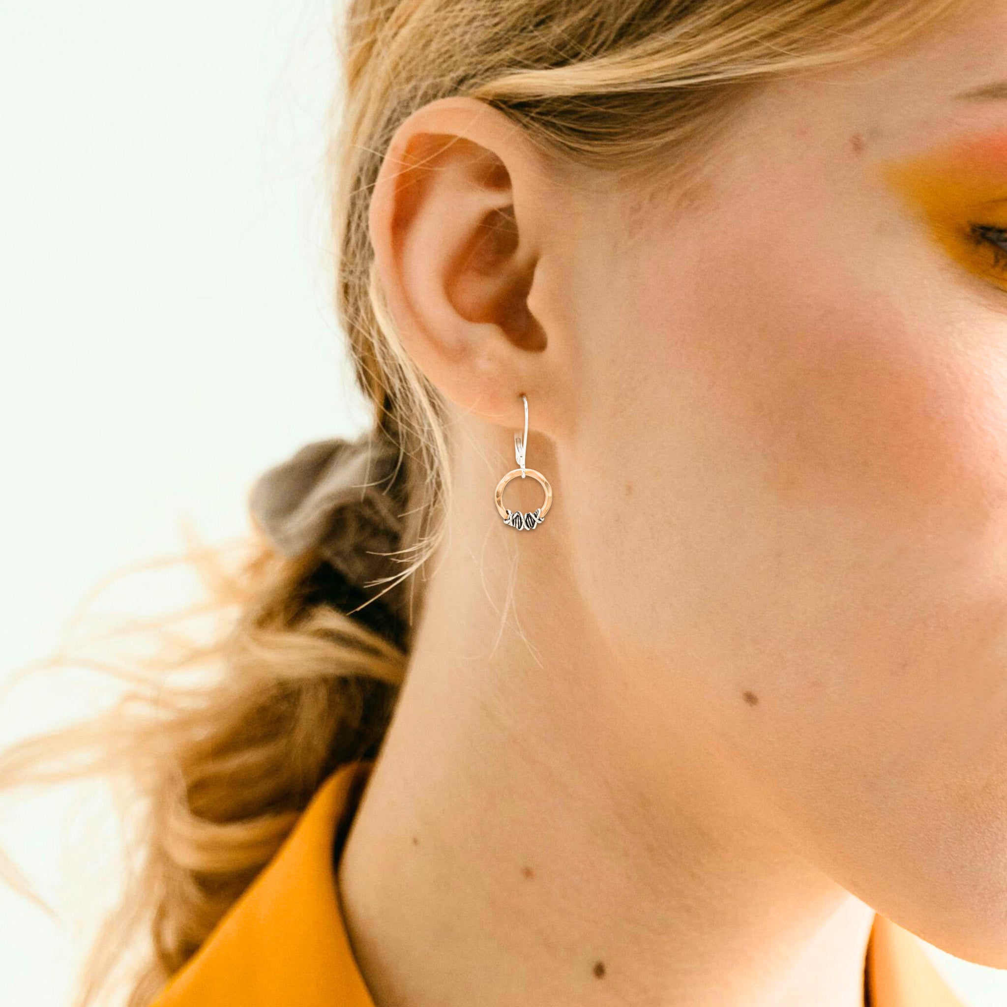 Sterling Wrapped Golden Link Earring - Earrings