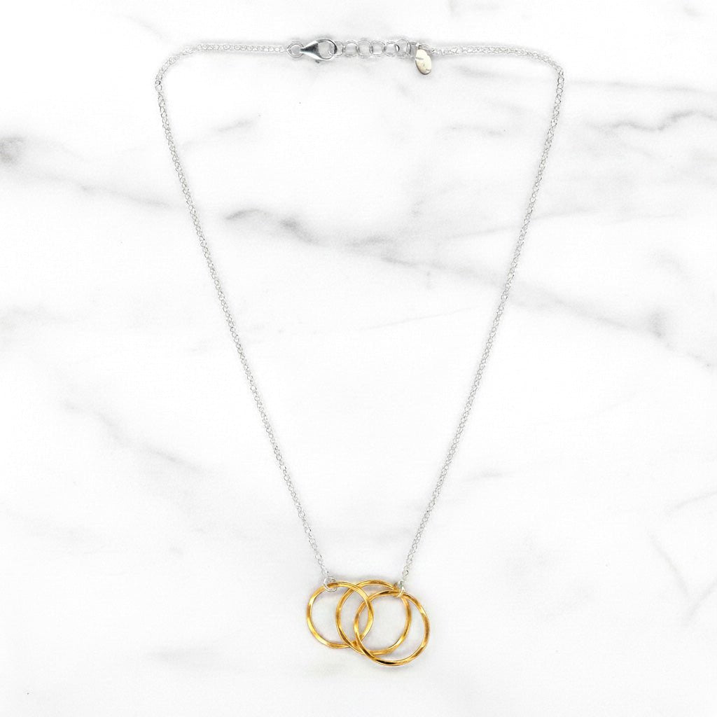 Everlinked Hammered Gold Necklace - Necklaces