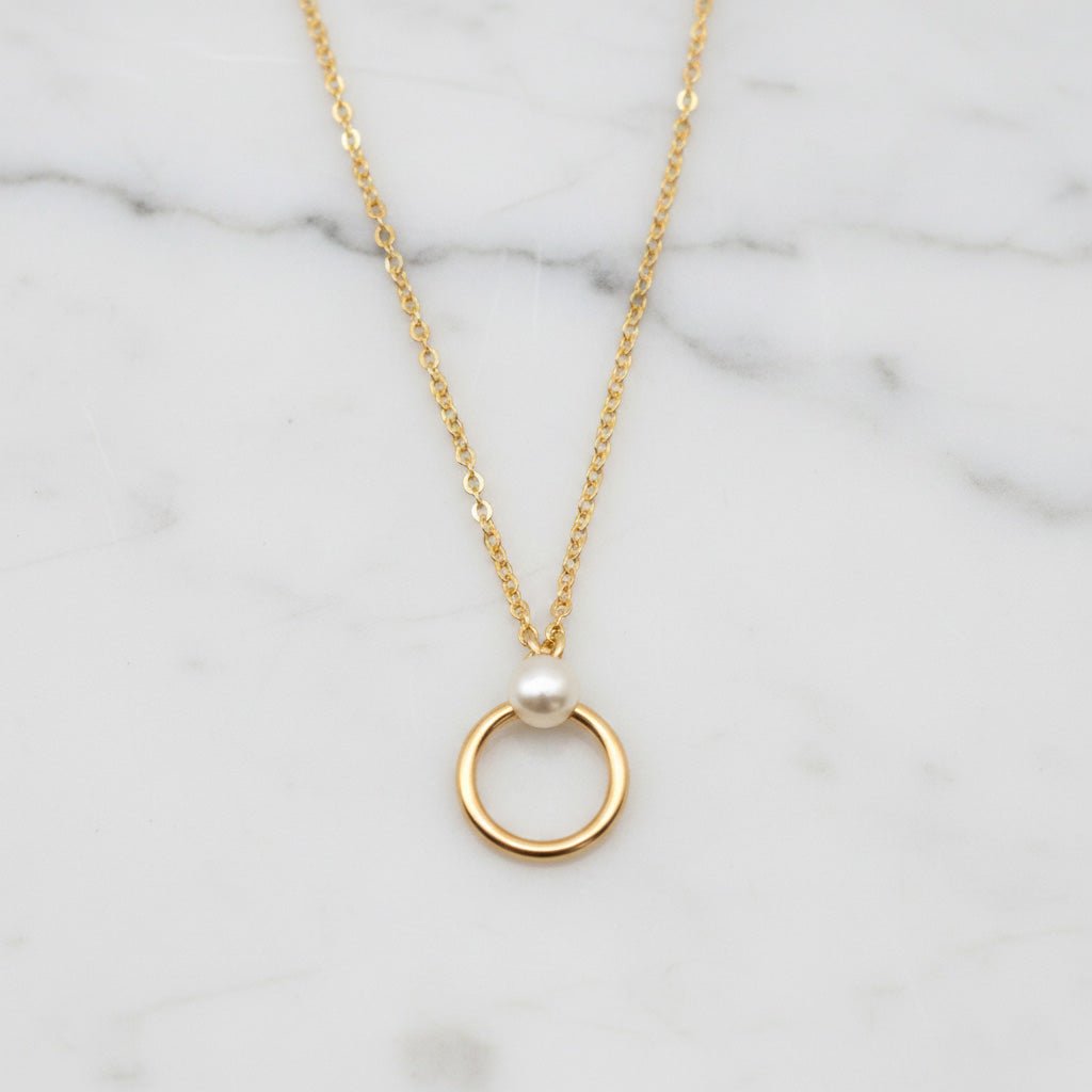Pearl Circle Pendant Necklace - Necklaces
